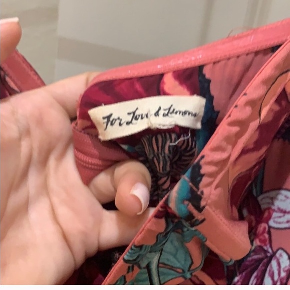 For The Love of lemons dress 🍋 🍋 - Picture 2 of 4